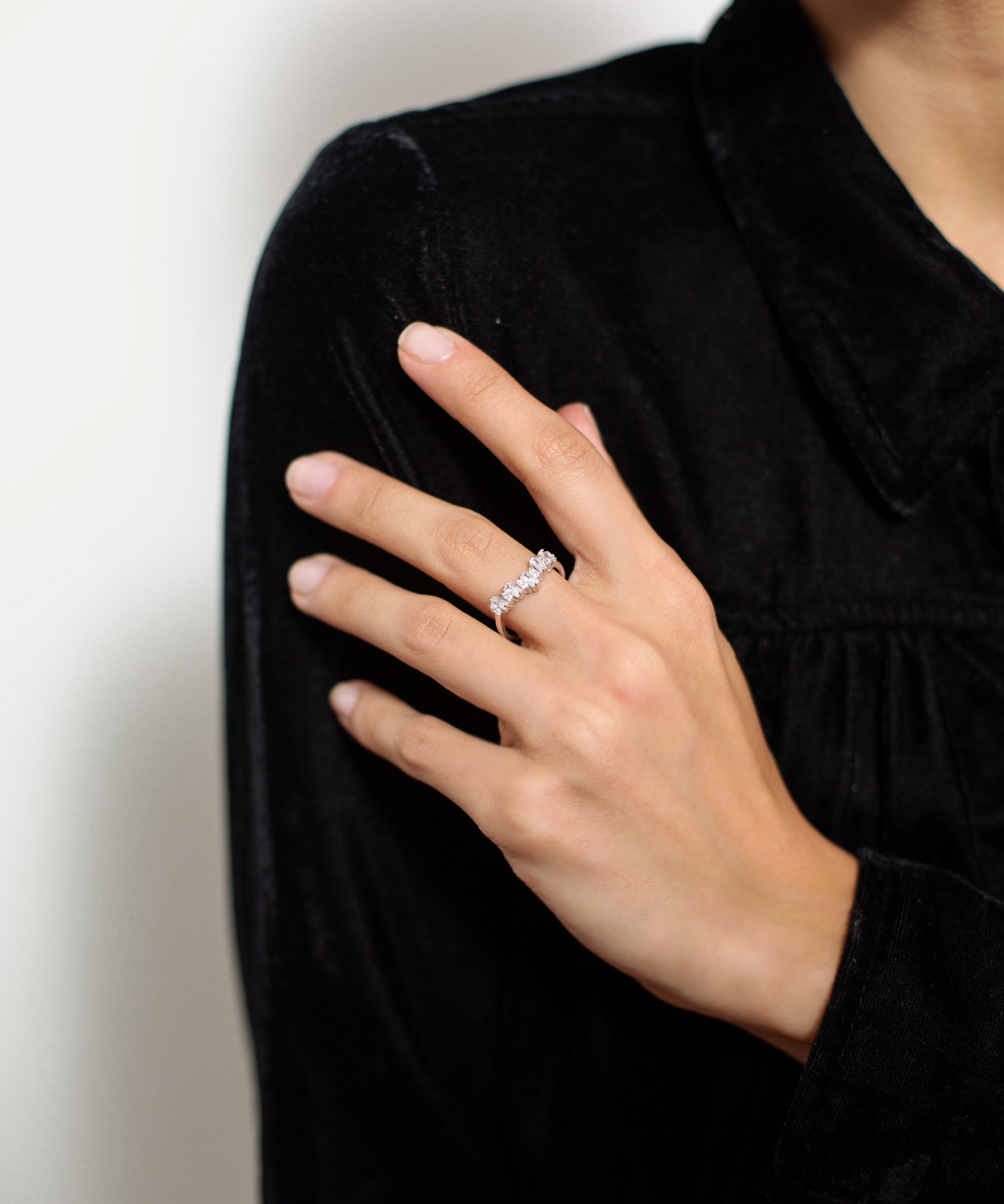Tiara Ring