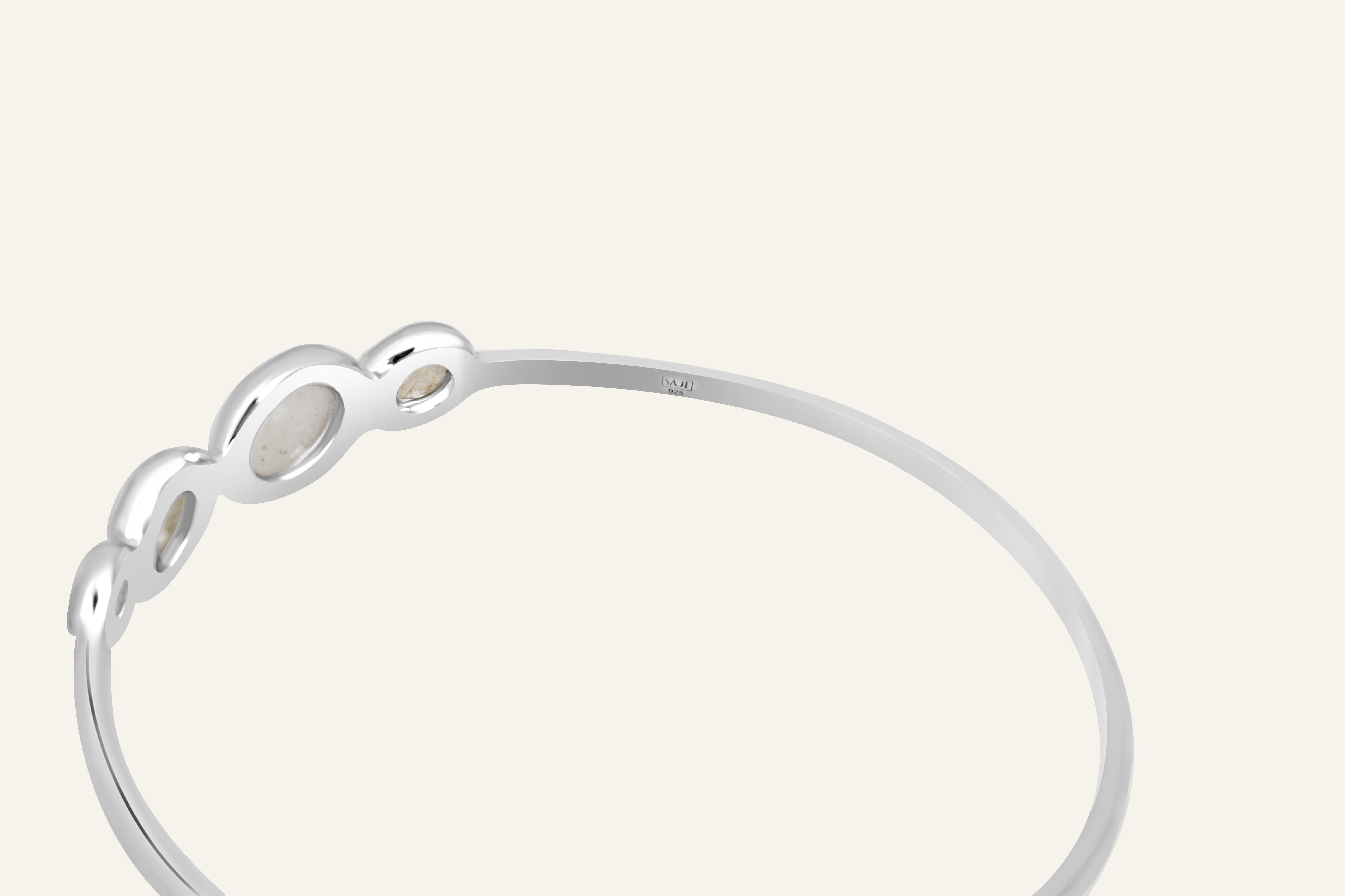 Orbit's Spin Bracelet – Saje